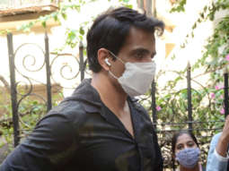 Photos: Sonu Sood snapped at his residence