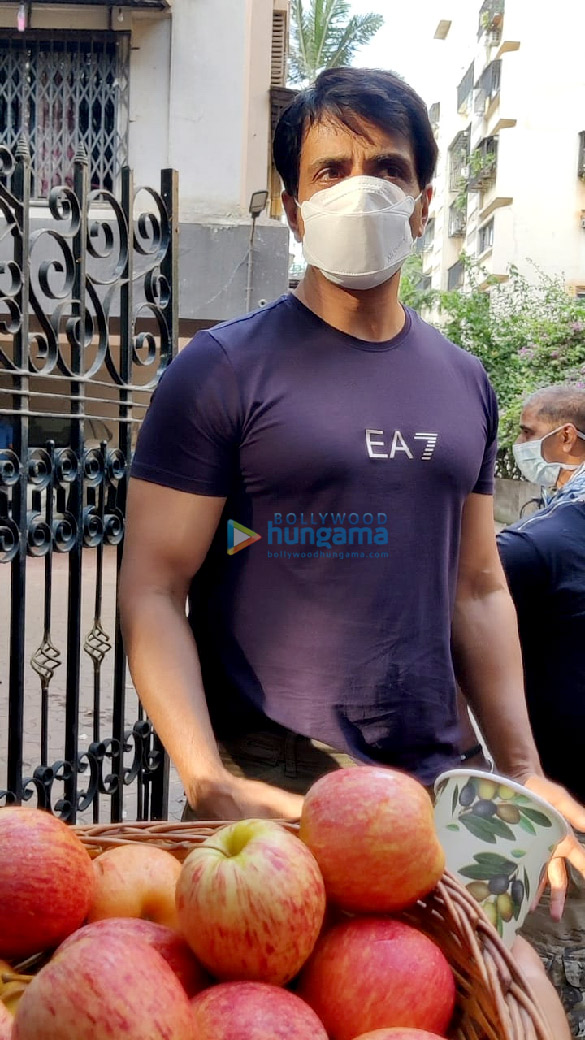 Photos: Sonu Sood spotted at his residence