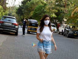 Photos: Sophie Choudry spotted in Bandra