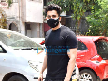 Photos: Sunny Singh Nijjar spotted at a clinic in Juhu