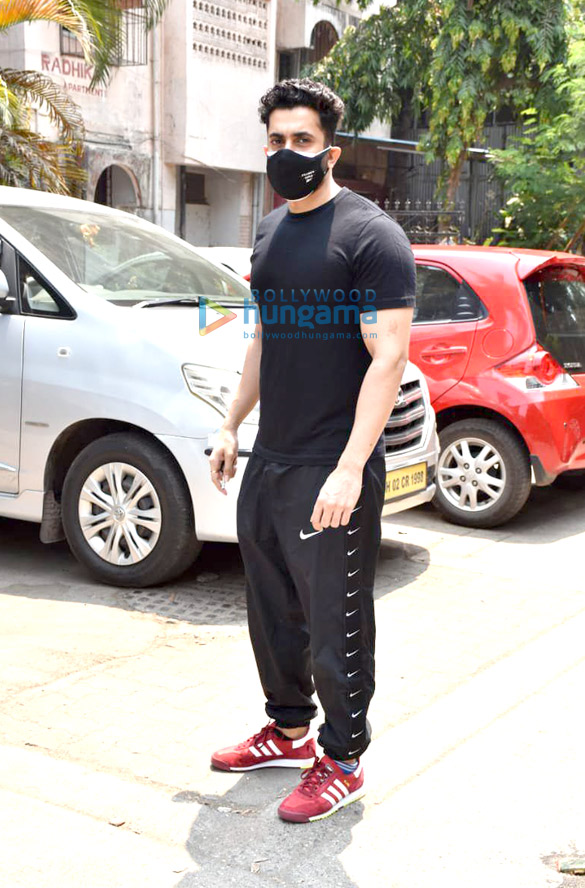 photos sunny singh nijjar spotted at a clinic in juhu 3