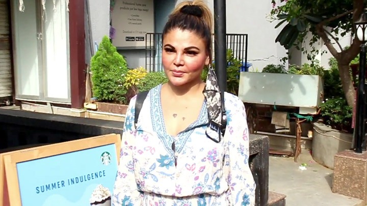 Rakhi Sawant spotted at Starbucks, Lokhandwala Complex in Andheri