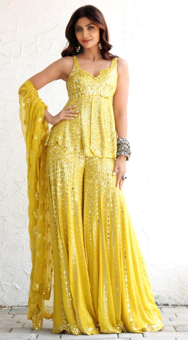 Shilpa Shetty shines bright in yellow sharara as she returns to the sets of Super Dancer – Chapter 4