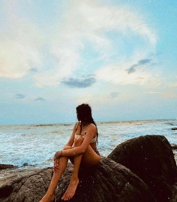 Janhvi Kapoor gives major beach goals in white top and animal print bikini bottom in picturesque sunset photos Janhvi Kapoor gives major beach goals in white top and animal print bikini bottom in picturesque sunset photos