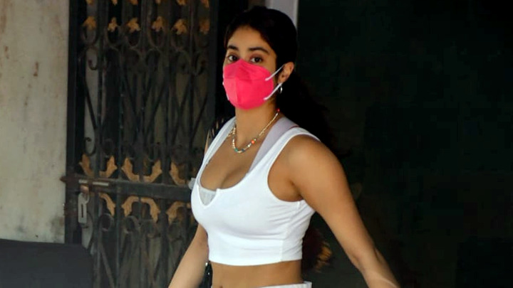 Janhvi Kapoor Spotted At Pilates In Santacruz Bollywood Hungama