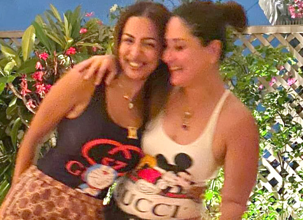 Kareena Kapoor Khan shares glimpses from her reunion with BFFs Malaika Arora and Amrita Arora