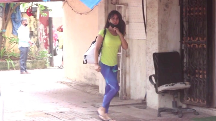 Kim Sharma and Leander Paes spotted outside pilates gym in Santacruz