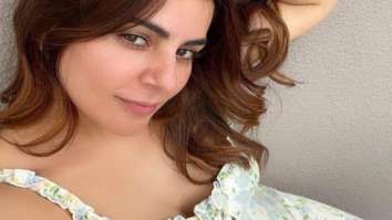 Kundali Bhagya actress Shraddha Arya spruced up her wardrobe with playful mini floral dress Kundali Bhagya actress Shraddha Arya spruced up her wardrobe with playful mini floral dress