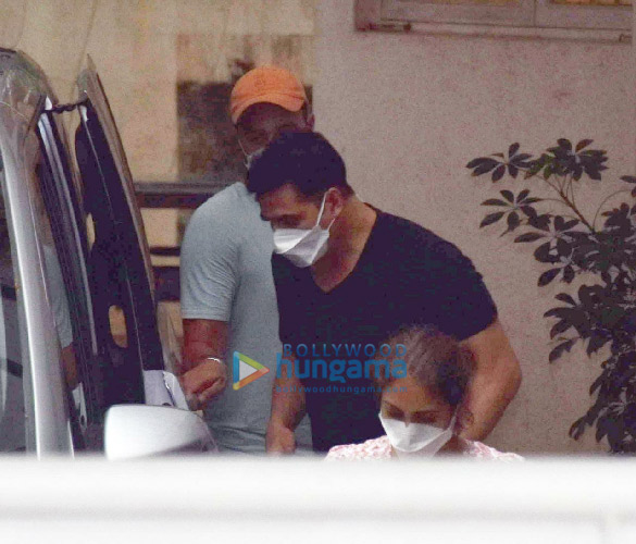 photos akshay kumar spotted at a dubbing studio in juhu 5