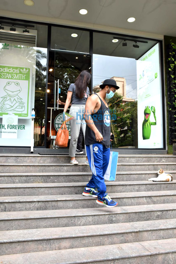 photos gauahar khan and zaid darbar snapped at a store in santacruz 4