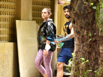 Photos: Huma Qureshi snapped in Juhu