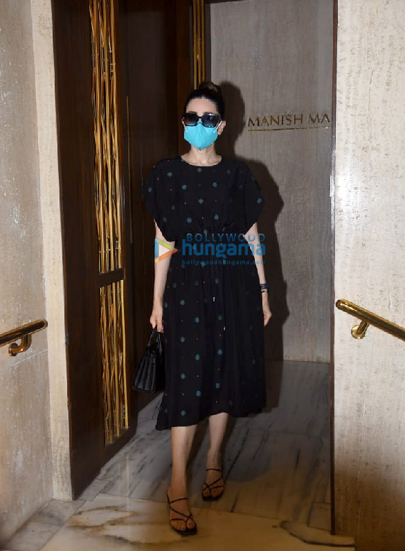 photos kareena kapoor khan malaika arora karisma kapoor and amrita arora snapped at manish malhotras house in bandra 7