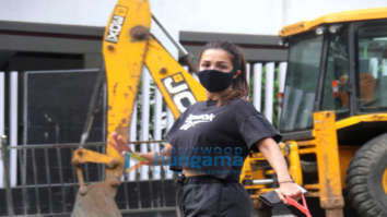 Photos: Malaika Arora spotted in Bandra