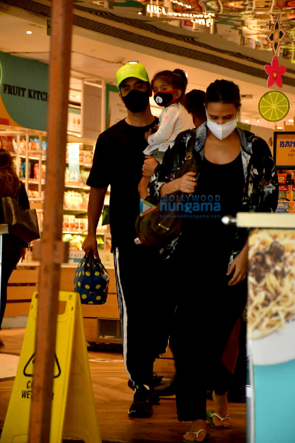 Photos: Neha Dhupia and Angad Bedi spotted at Foodhall with their daughter Photos: Neha Dhupia and Angad Bedi spotted at Foodhall with their daughter