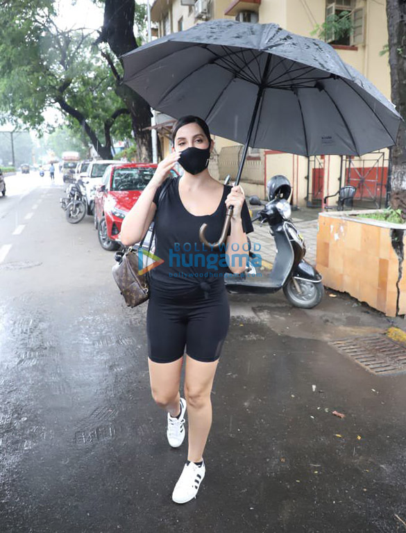 photos nora fatehi spotted at a dental clinic 05