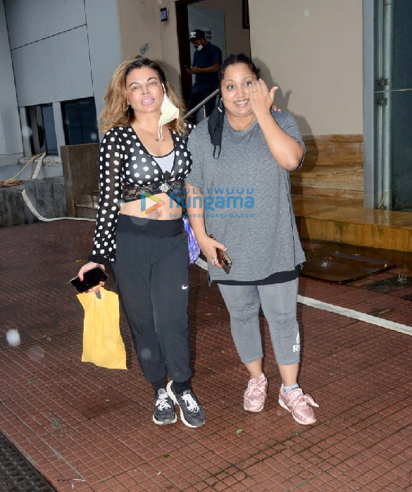 Photos: Rakhi Sawant snapped at a dance class Photos: Rakhi Sawant snapped at a dance class