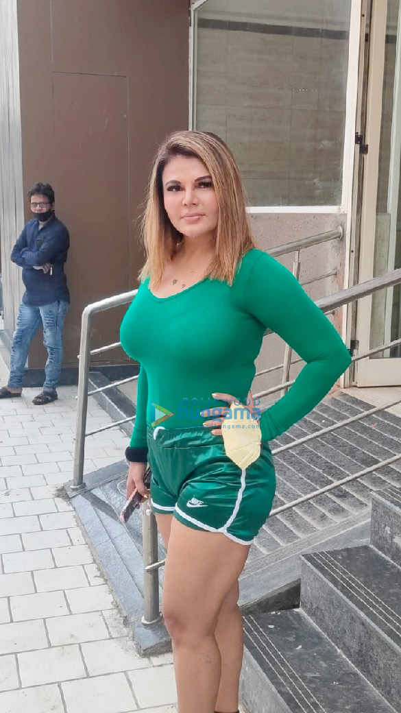 photos rakhi sawant snapped at the gym 3 3