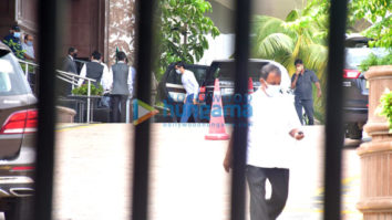 Photos: Sidharth Malhotra spotted at Taj Lands End