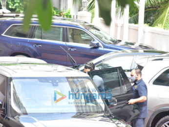 Photos: Sidharth Malhotra spotted at Taj Lands End