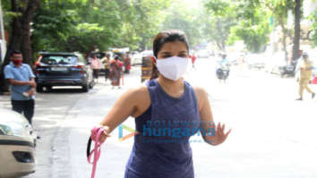 Photos: Sophie Choudry spotted in Bandra