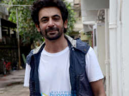 Photos: Sunil Grover and Ridhima Pandit snapped in Andheri