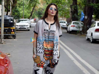 Photos: Urvashi Rautela snapped in Juhu