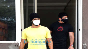 Photos: Vicky Kaushal and Sunny Kaushal snapped at the gym