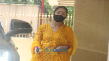 Photos: Yami Gautam spotted in Bandra