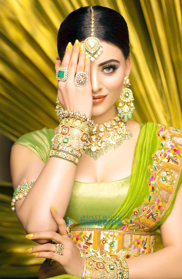 urvashi rautela 1 19