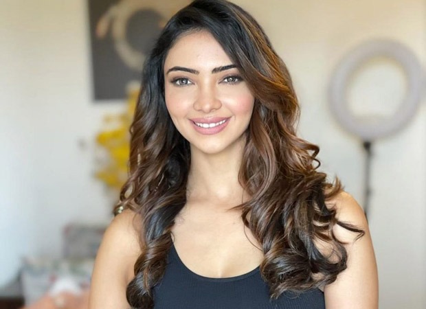 Kumkum Bhagya’s Pooja Banerjee finally resumes yoga after recovering from a major accident in her life