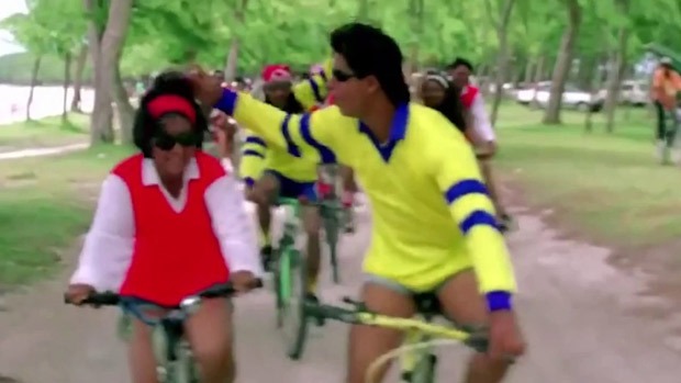 World Bicycle Day: Kajol recalls cycling accident scene from Kuch Kuch Hota Hai with Shah Rukh Khan  World Bicycle Day: Kajol recalls cycling accident scene from Kuch Kuch Hota Hai with Shah Rukh Khan