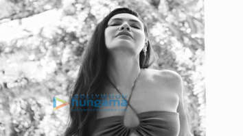 Celebrity Photo Of Esha Gupta