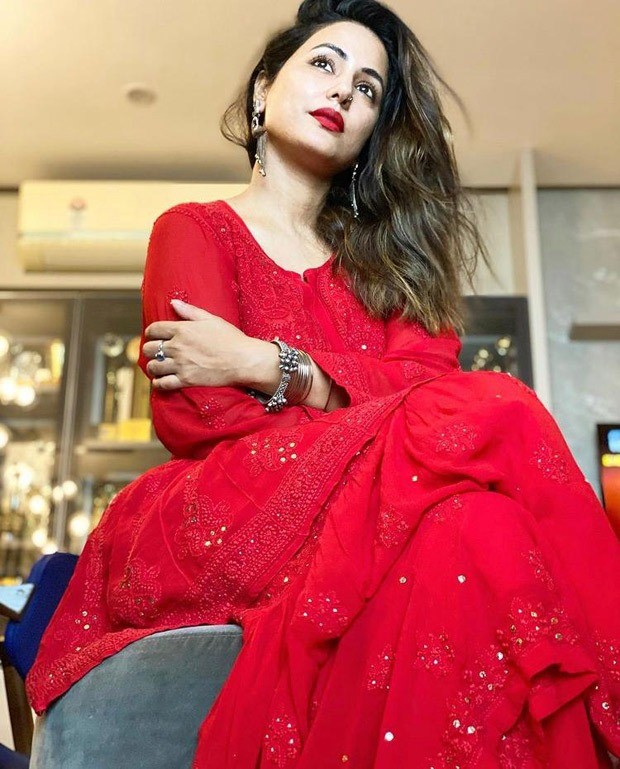 Hina Khan celebrates Eid in fiery red chikankari gharara worth Rs. 6000 Hina Khan celebrates Eid in fiery red chikankari gharara worth Rs. 6000