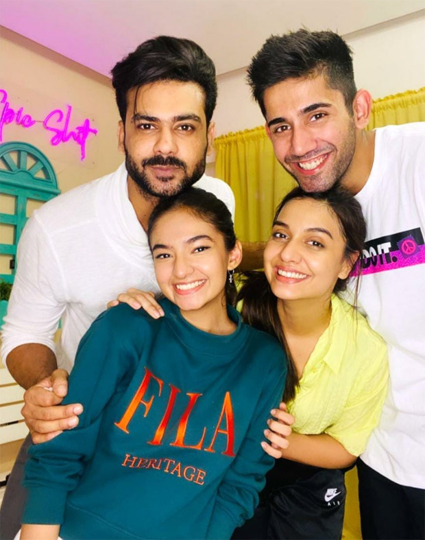 Khatron Ke Khiladi 11 Anushka Sen, Vishal Aditya Singh and Varun Sood reunite with latter's girlfriend Divya Agarwal
