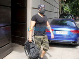Photos: Emraan Hashmi spotted at the gym