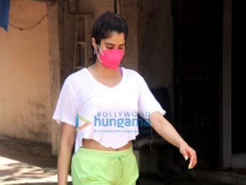 Photos: Janhvi Kapoor spotted at the gym