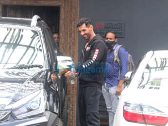 Photos: John Abraham spotted at the gym