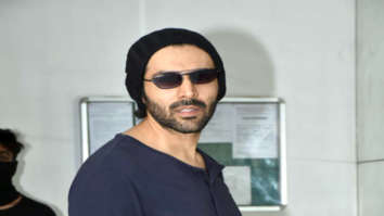 Photos: Kartik Aaryan snapped in Andheri