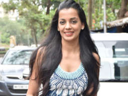 Photos: Mugdha Godse snapped in Juhu