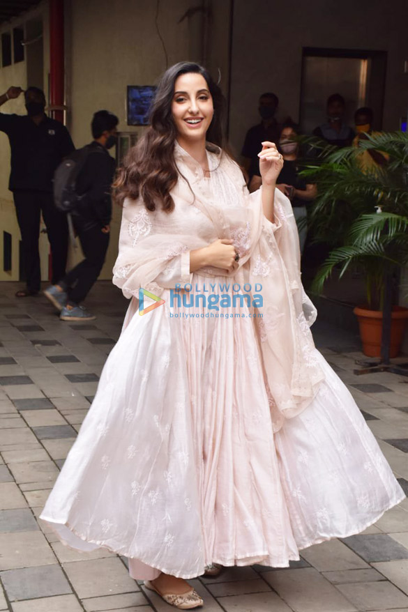 photos nora fatehi will be spotted in andheri 4