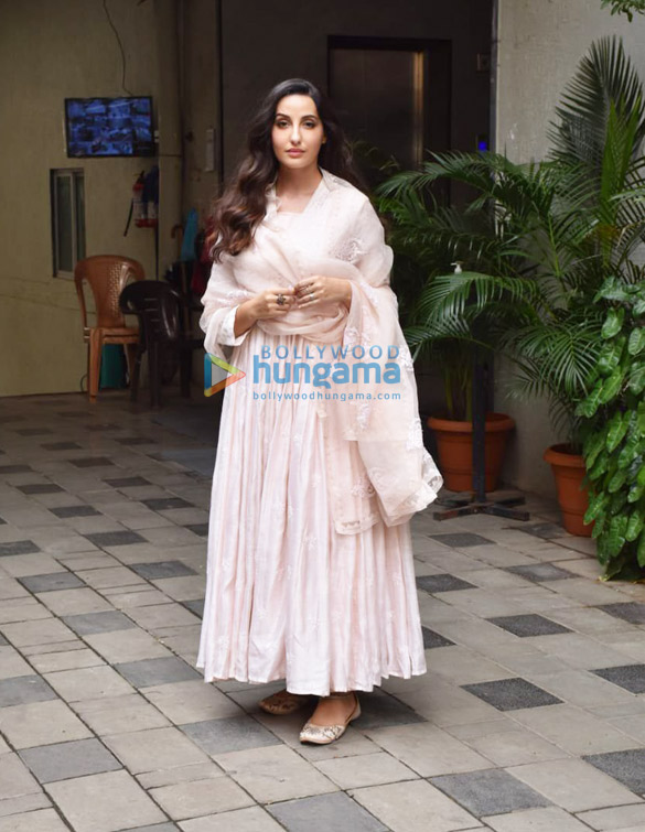 photos nora fatehi will be spotted in andheri 5