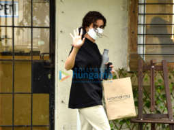 Photos: Sanya Malhotra snapped at a salon in Juhu