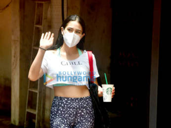 Photos: Sara Ali Khan and Janhvi Kapoor snapped at pilates studio