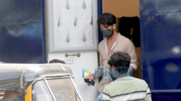 Photos: Shahid Kapoor spotted for a shoot in Bandra