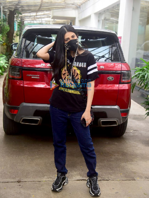 photos shruti haasan snapped at sunny super sound in juhu 1