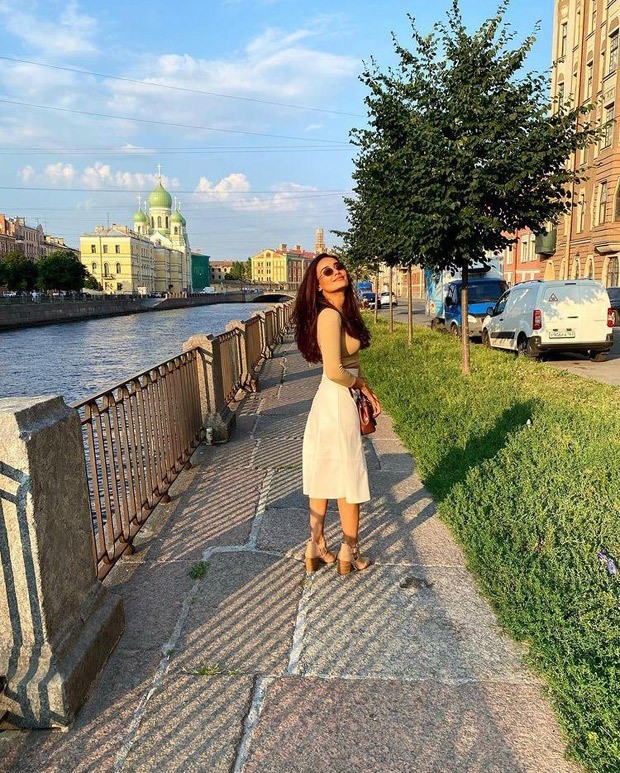 Qubool Hai actress Surbhi Jyoti dons beige top and white skater skirt during her vacation in Russia