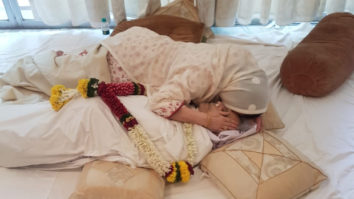 Saira Banu embraces Dilip Kumar’s mortal remains as she says her final goodbye