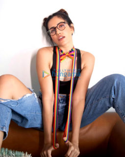 Celeb Photos Of Sonnalli Seygall