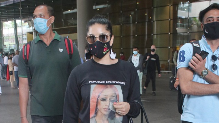 Sunny Leone spotted at Airport