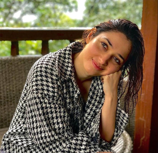 Tamannaah Bhatia glows in serene photos, dons jacquard jacket Tamannaah Bhatia glows in serene photos, dons jacquard jacket